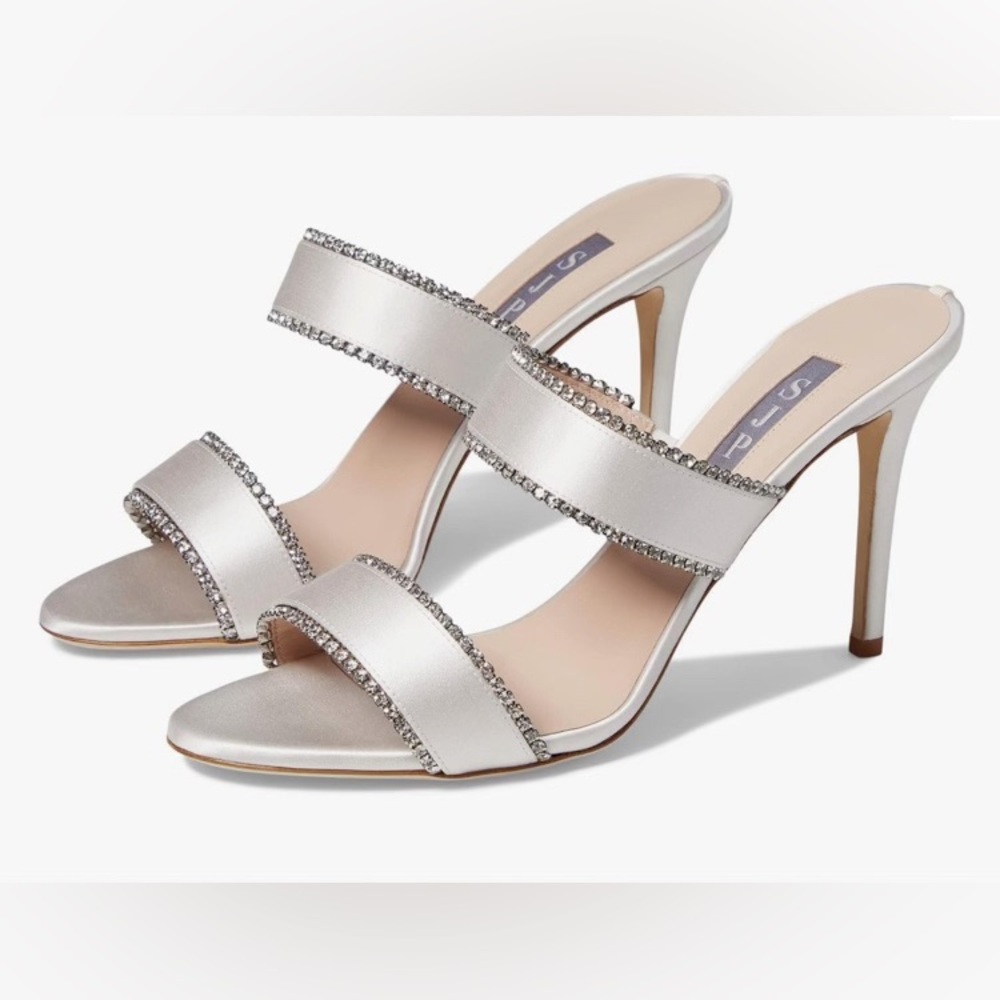 NWT! SJP Blossom Rhinestone Heels